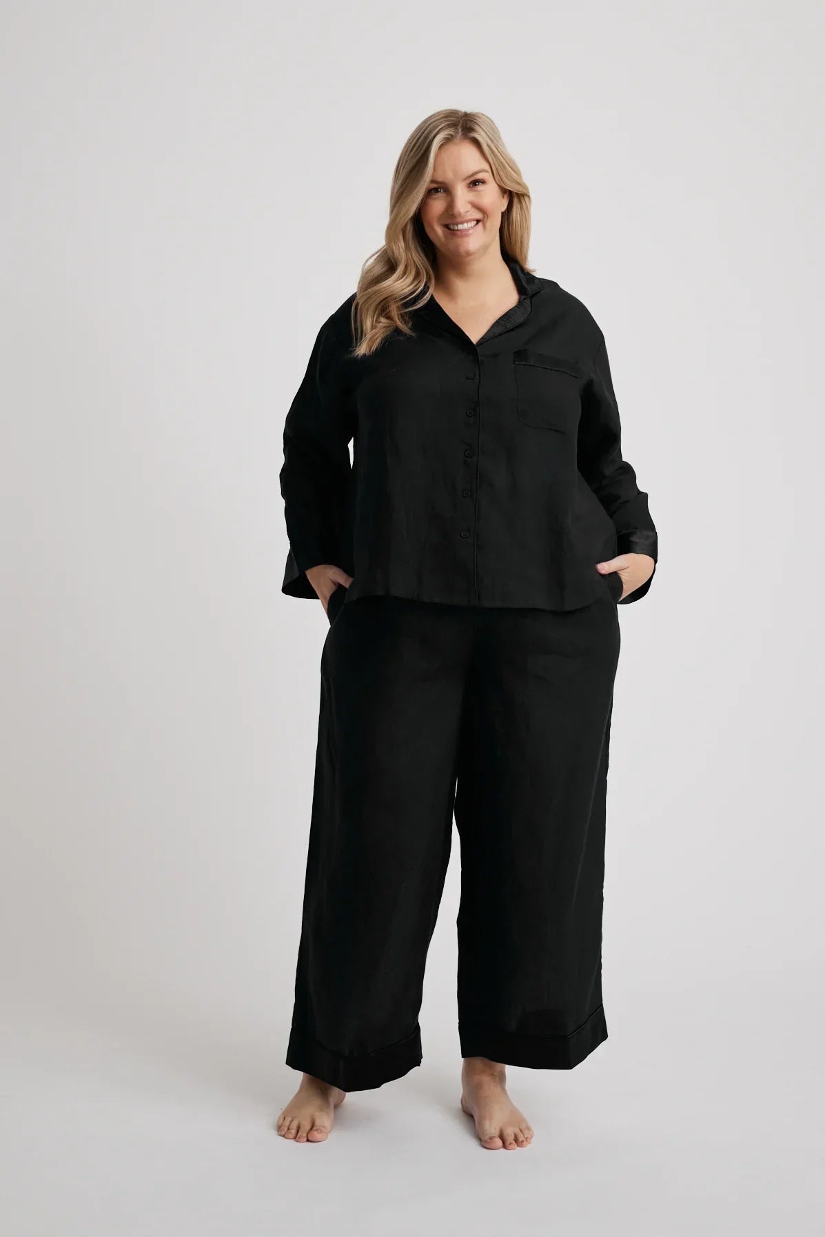 Featured image for The Ultimate Luxury: Unveiling the Top Benefits of Wearing Linen Nightwear