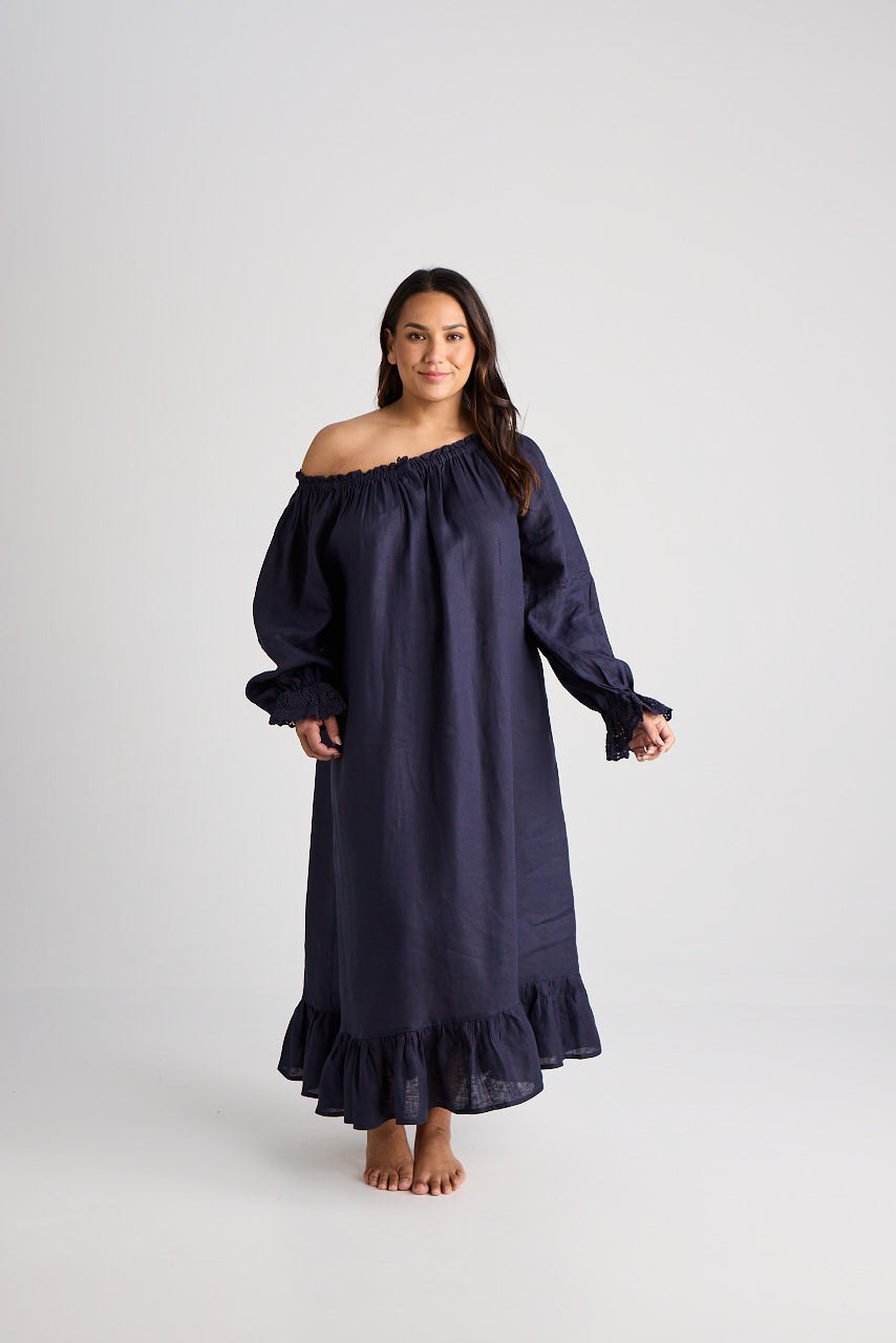 Kareena linen nightgown in Navy - Hank &amp; Hera sleepwear, inclusive sizes XS–4XL