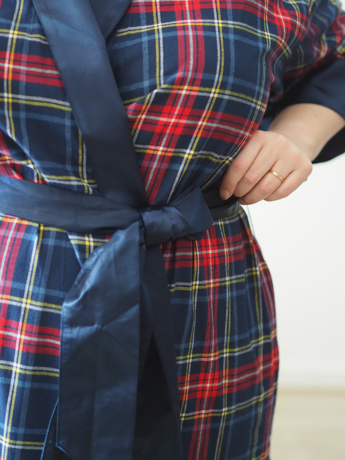 Anne Long Robe in woven tartan - Hank &amp; Hera sleepwear, inclusive sizes XS–4XL