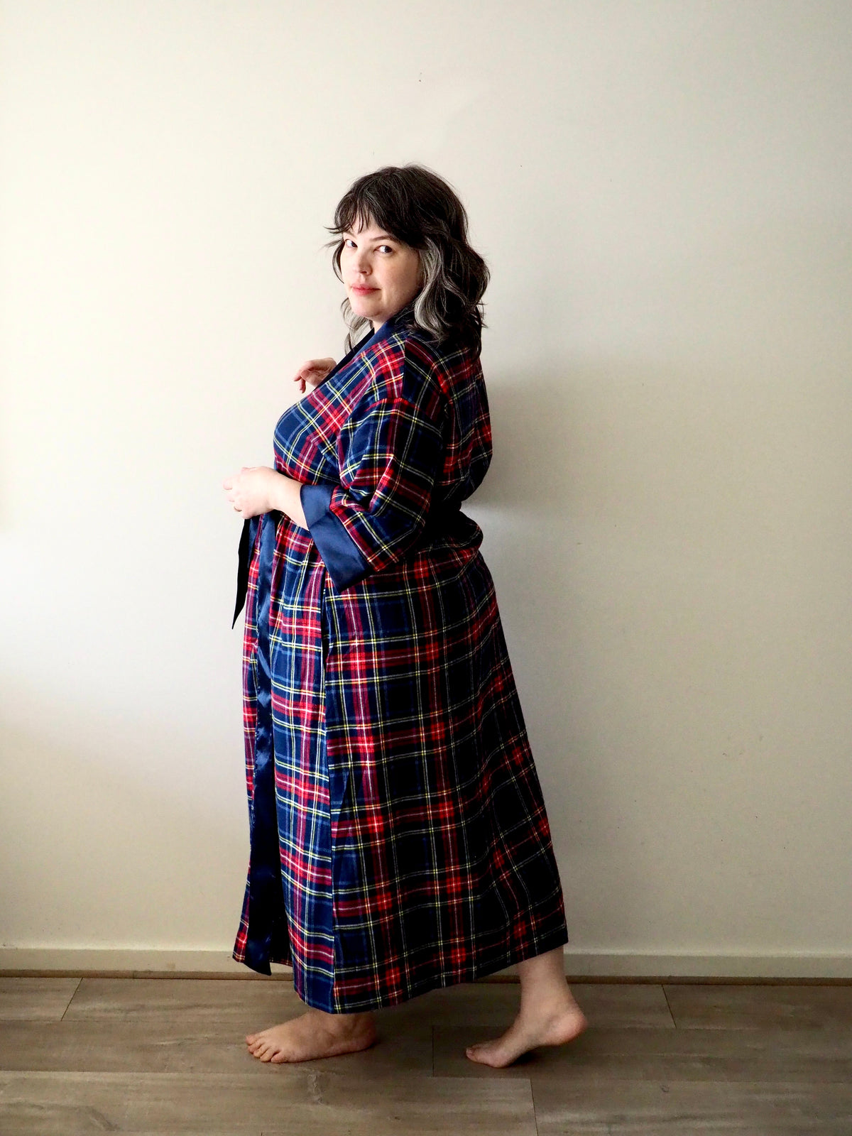 Anne Long Robe in woven tartan - Hank &amp; Hera sleepwear, inclusive sizes XS–4XL