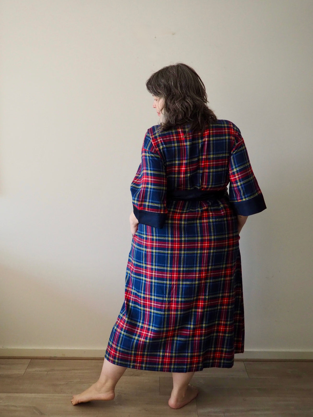 Anne Long Robe in woven tartan - Hank &amp; Hera sleepwear, inclusive sizes XS–4XL